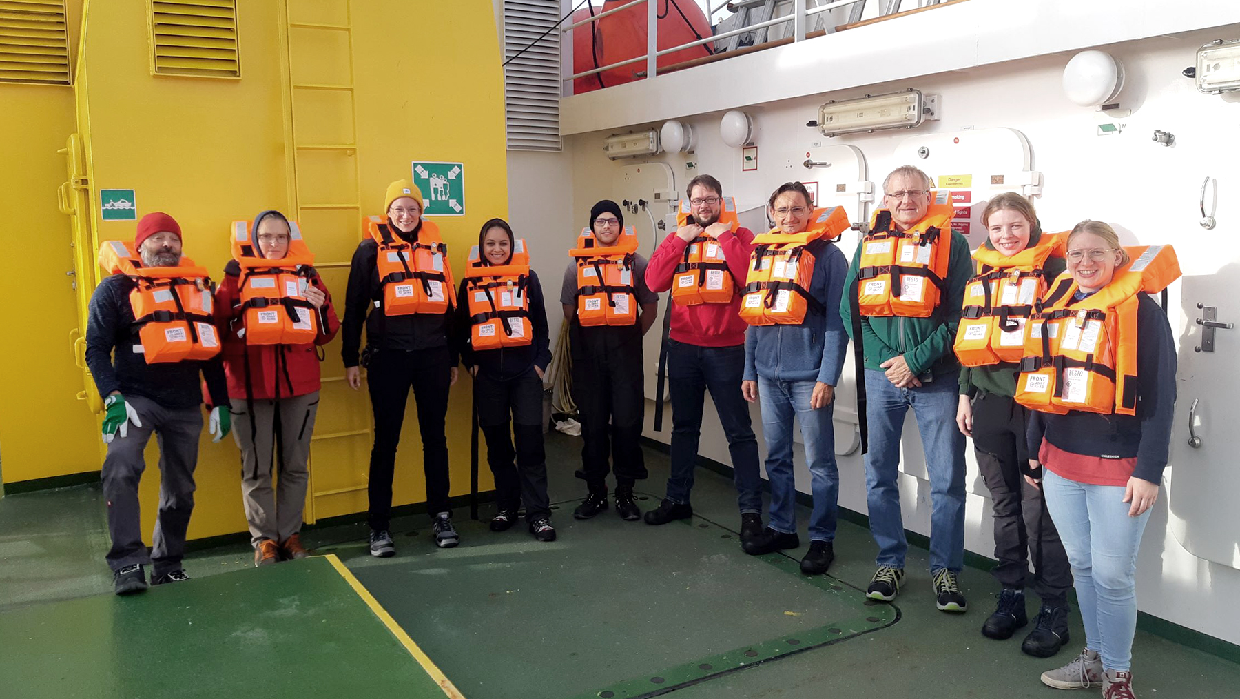 Das Team auf dem Forschungsschiff
